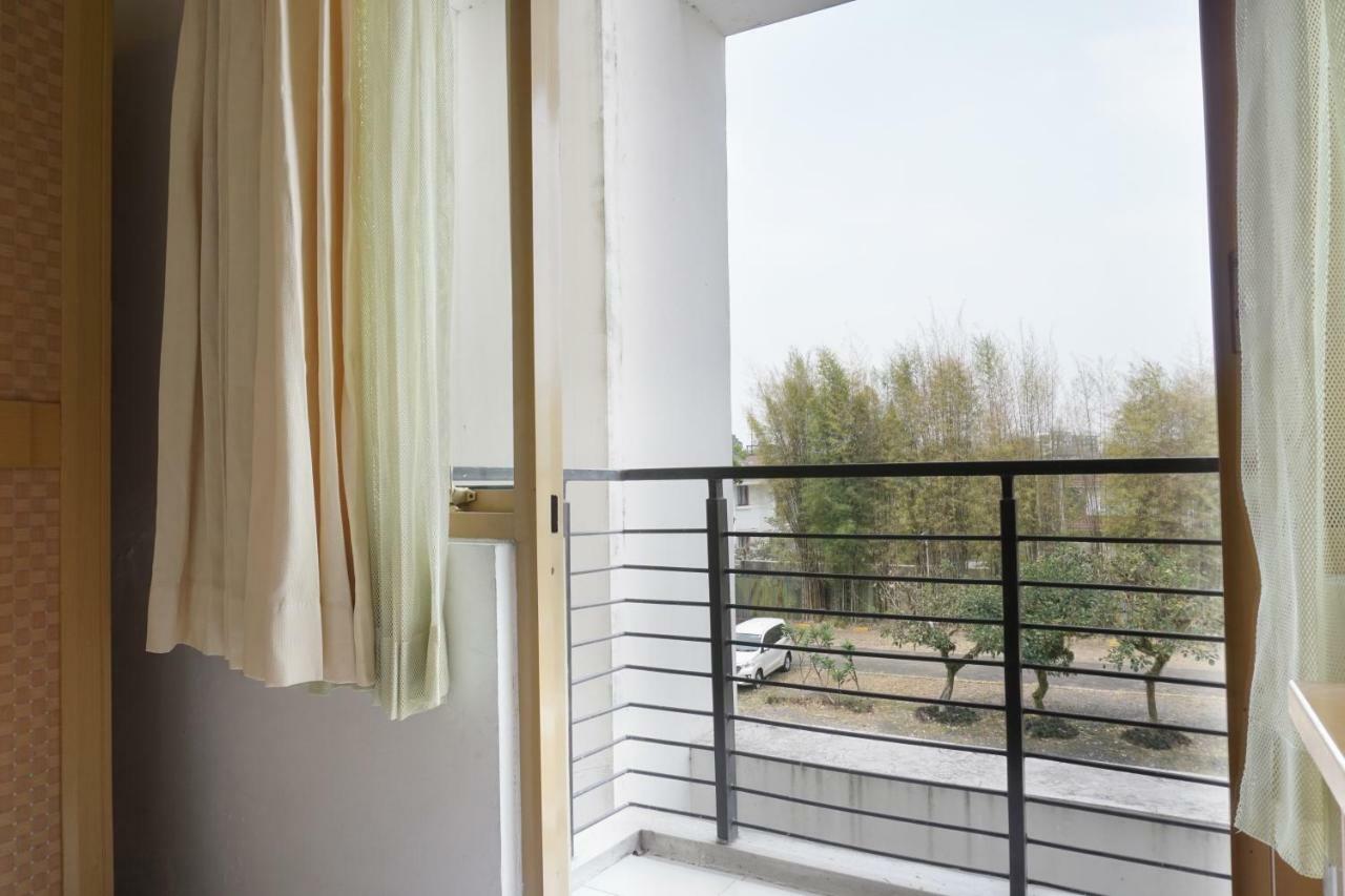 Residences By Reddoorz Near Maranatha Wisma tamu 5*